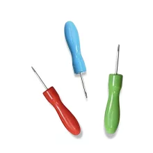 Ragasztócsőr kiszúró